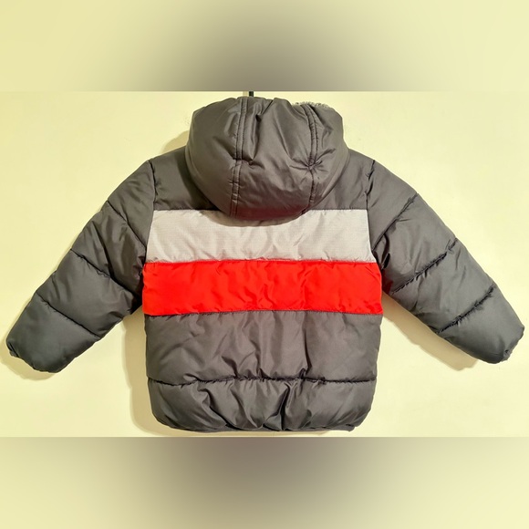 Little Boy’s Sz 2T Black, Gray & Red Members Mark Fleece Lined Cozy Puffer Coat - Picture 10 of 14